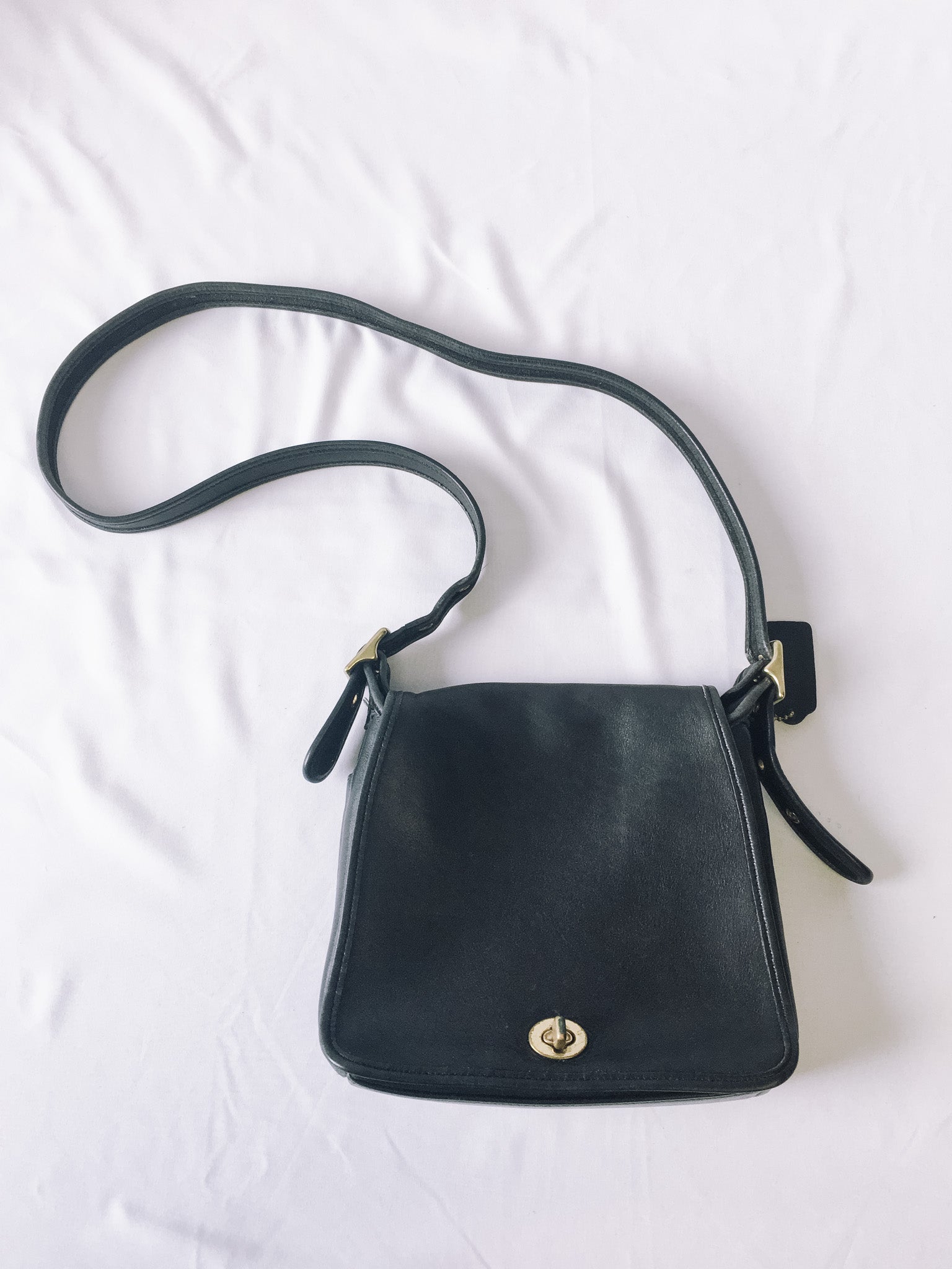 Old style coach online crossbody bags