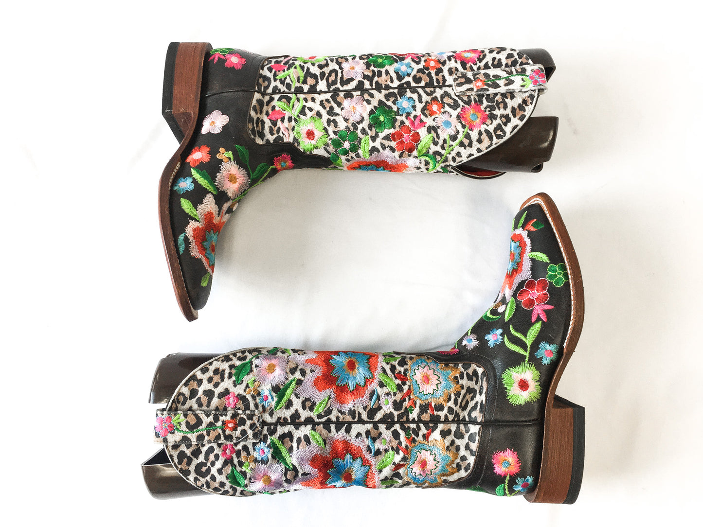 Macie Bean Smokey and Bandit Snow Leopard and Floral Embroidered Square Toe Cowboy Boots, Women's Sz. 7.5M