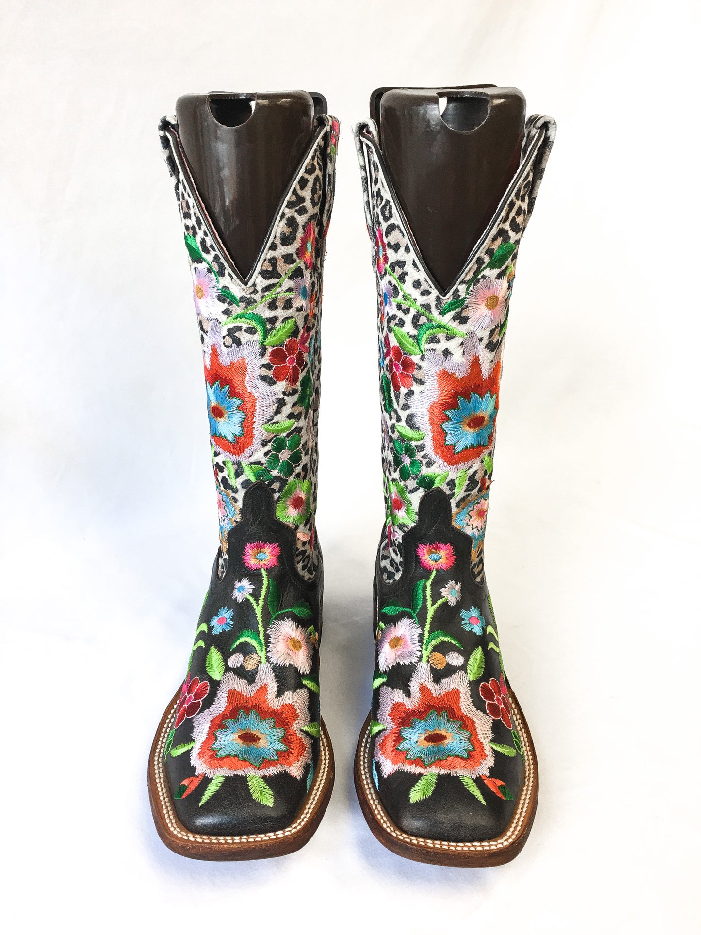 Macie Bean Smokey and Bandit Snow Leopard and Floral Embroidered Square Toe Cowboy Boots, Women's Sz. 7.5M