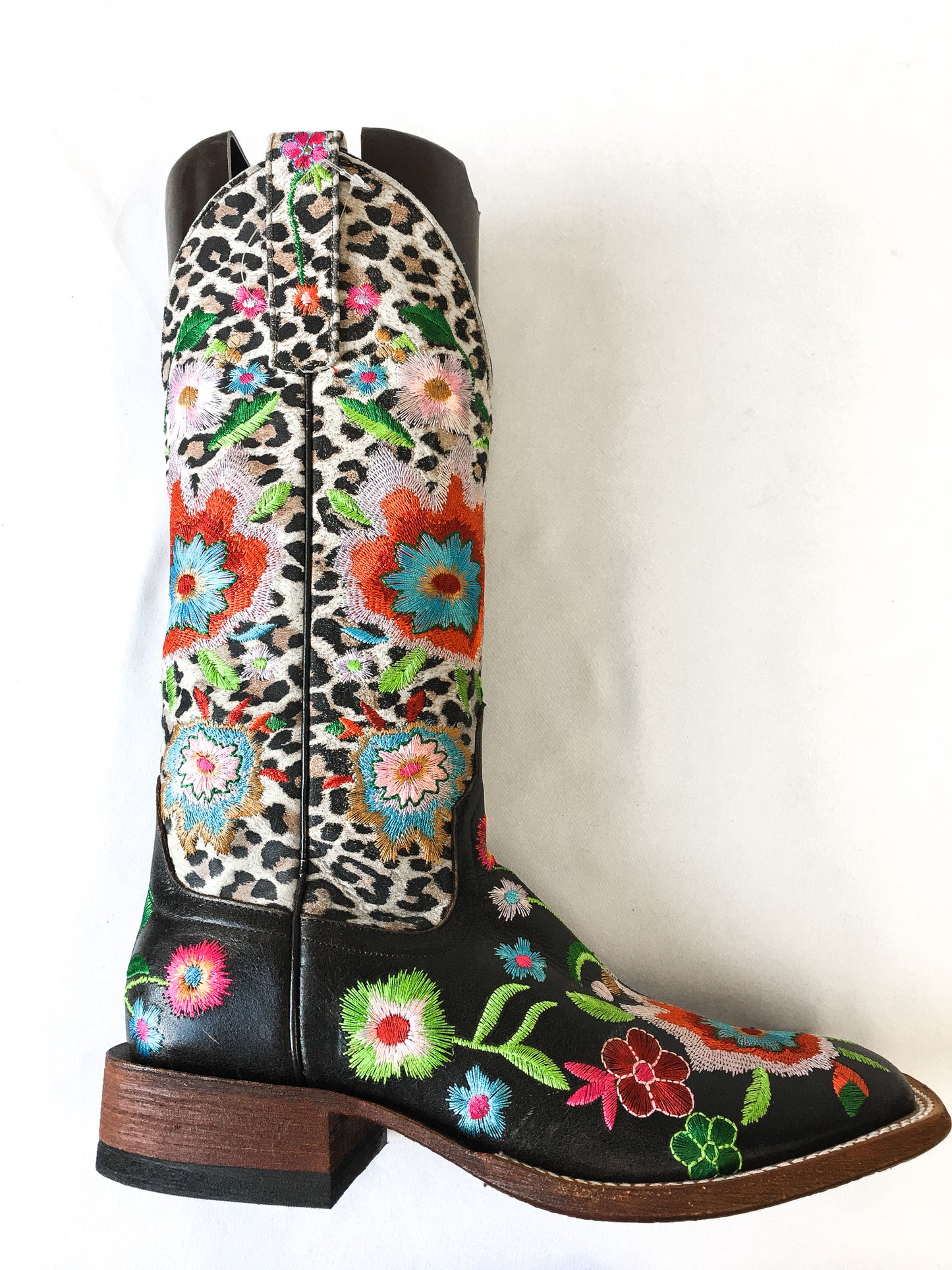 Macie Bean Smokey and Bandit Snow Leopard and Floral Embroidered Square Toe Cowboy Boots, Women's Sz. 7.5M