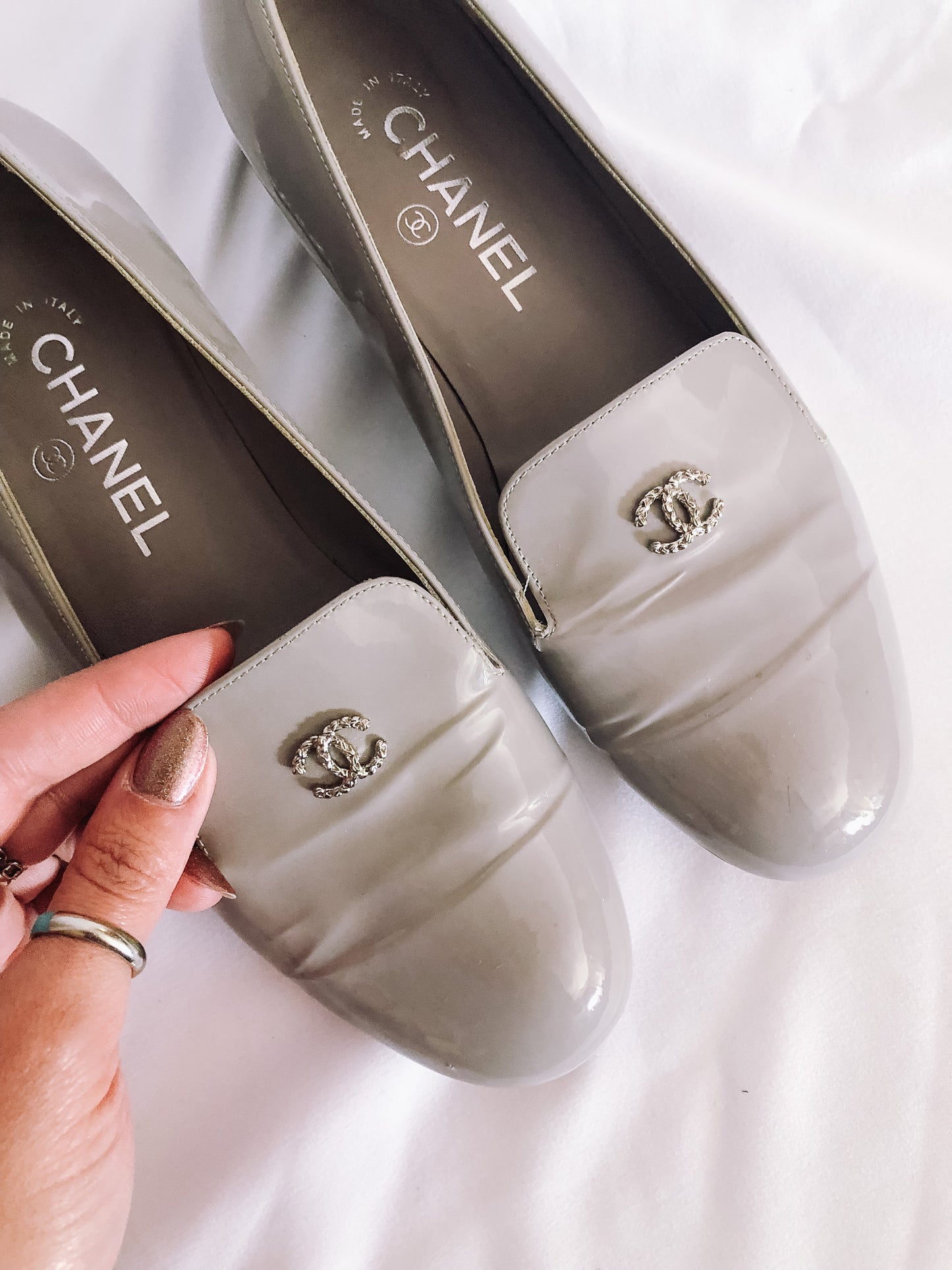 CHANEL Interlocking CC Logo Patent Leather Taupe Loafers, Sz. 37 C, Style: G G30757