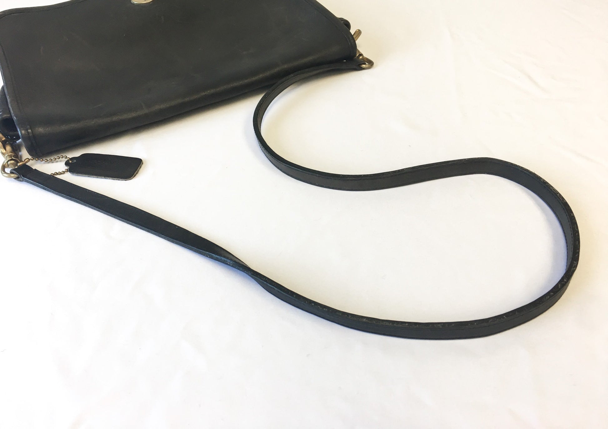 Vintage 70s COACH Dinky Penny Black Leather Crossbody Bag, 70s Coach Purse