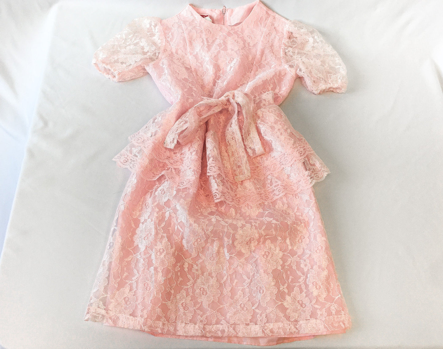 Vintage 70s Sharlyn Girls Pink Lace Short-Sleeved Dress, Vintage Sz. 10, 70s Children's Dress