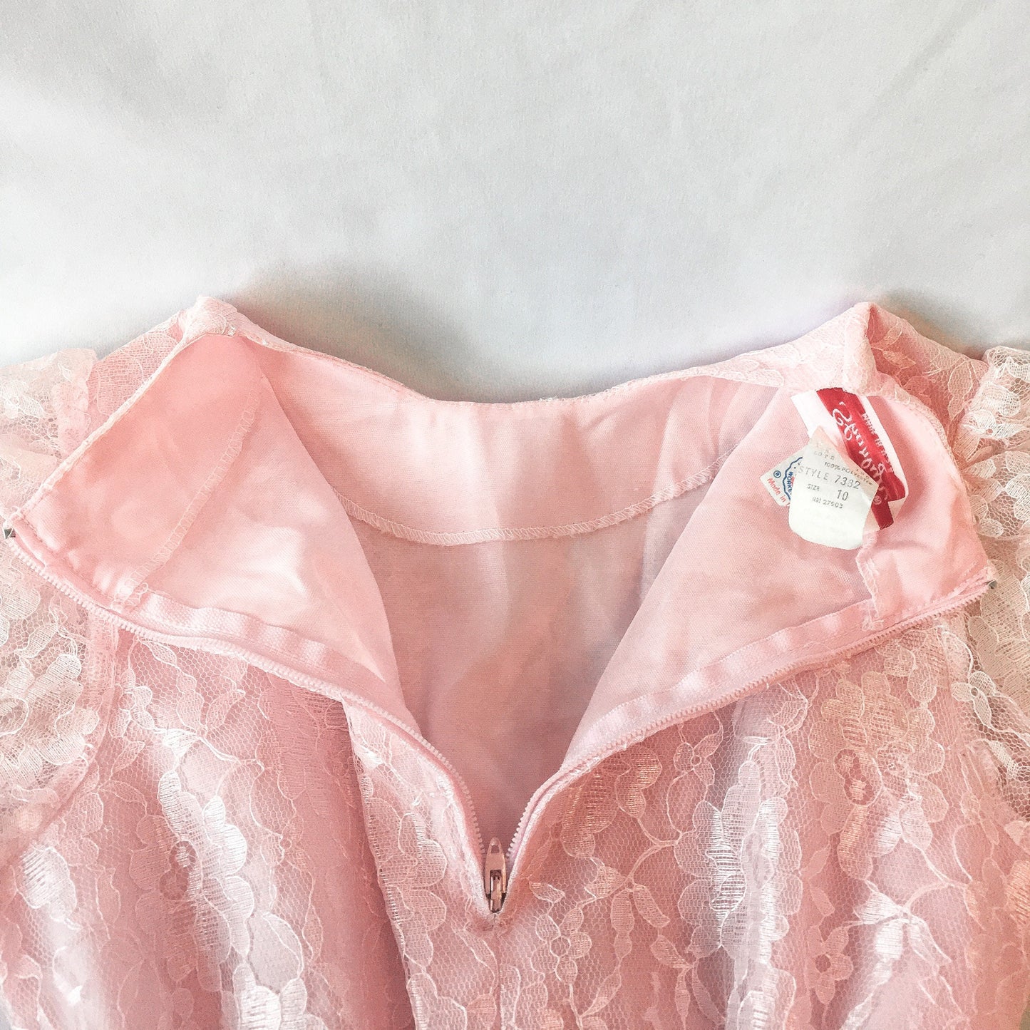 Vintage 70s Sharlyn Girls Pink Lace Short-Sleeved Dress, Vintage Sz. 10, 70s Children's Dress