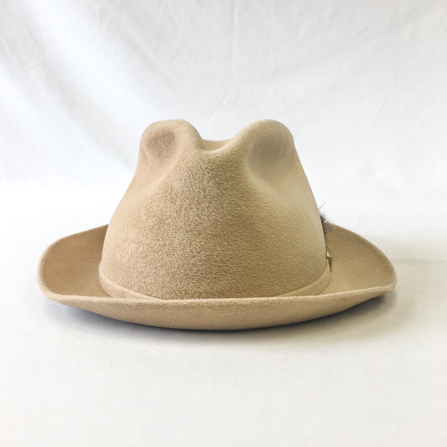 Vintage Resistol Beige Wool Fedora with Gold Toned Buckle and Feather Band Detail, Sz. 7