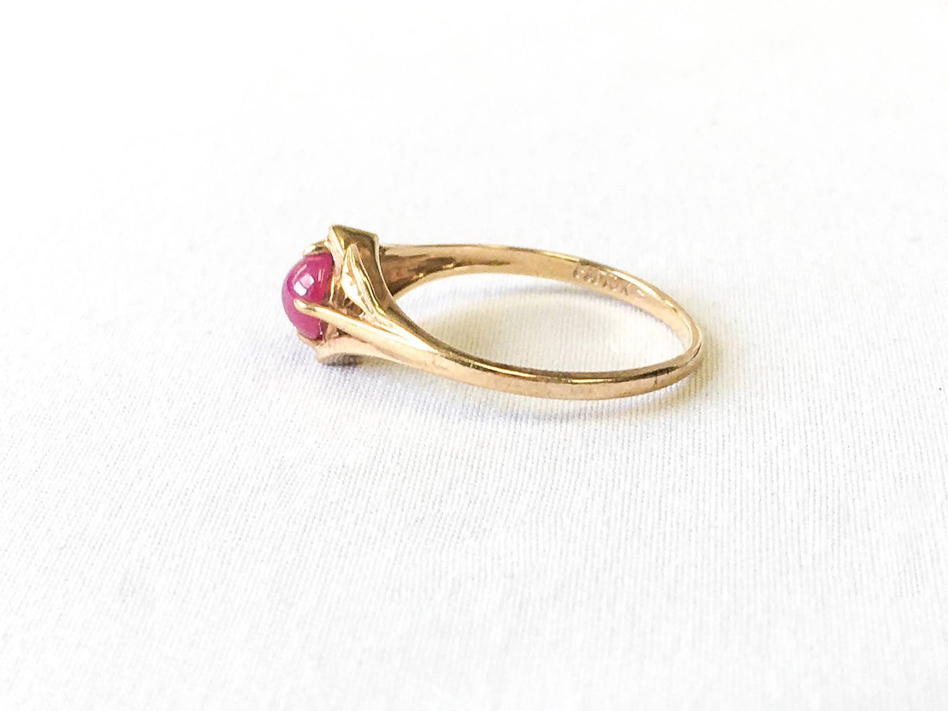 Vintage 10k Gold Finberg MFG. Co. Pink Sapphire Ring, Size 7