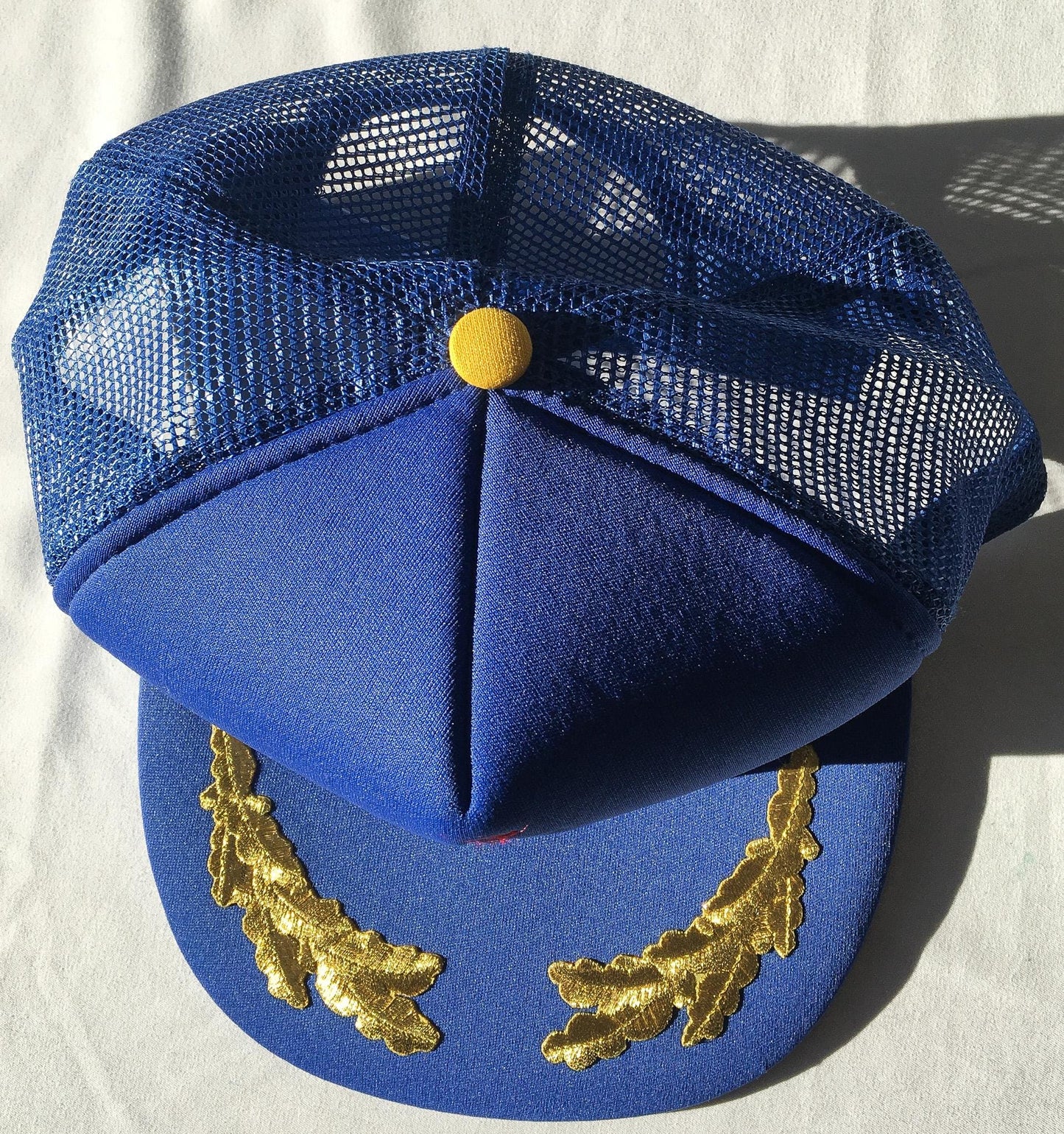 Vintage 80s Walt Disney World Blue Castle Mesh Trucker Flatbrim Snapback Hat, Vintage Disney Apparel