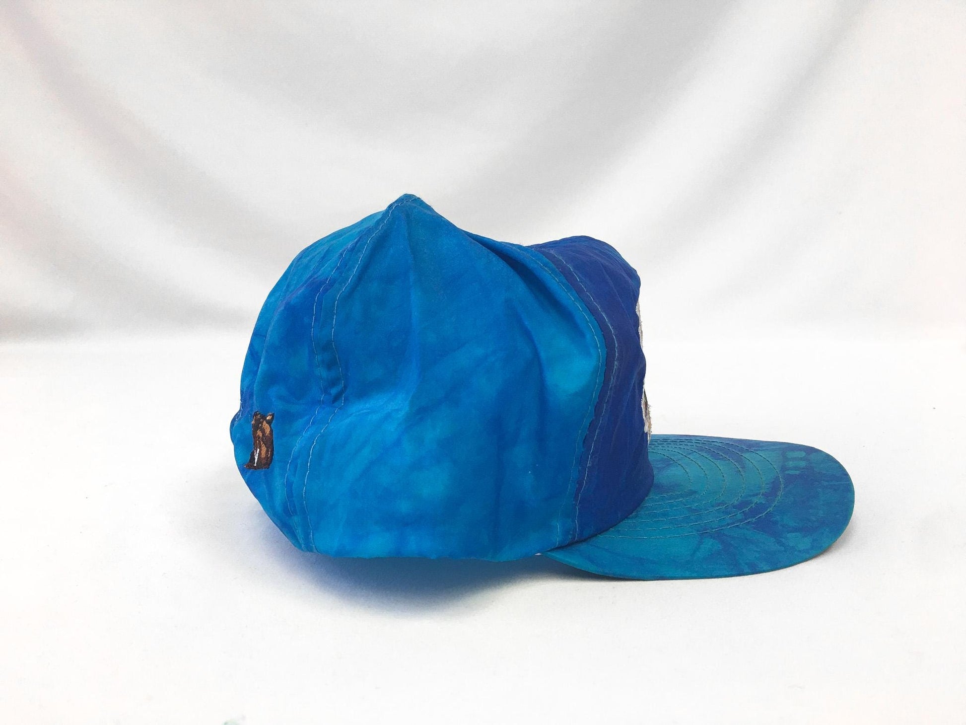 Vintage 90s Camel Smooth Character Caramel Blue Tie-Dye Flatbrim Baseball Cap, Vintage Streetwear Hat