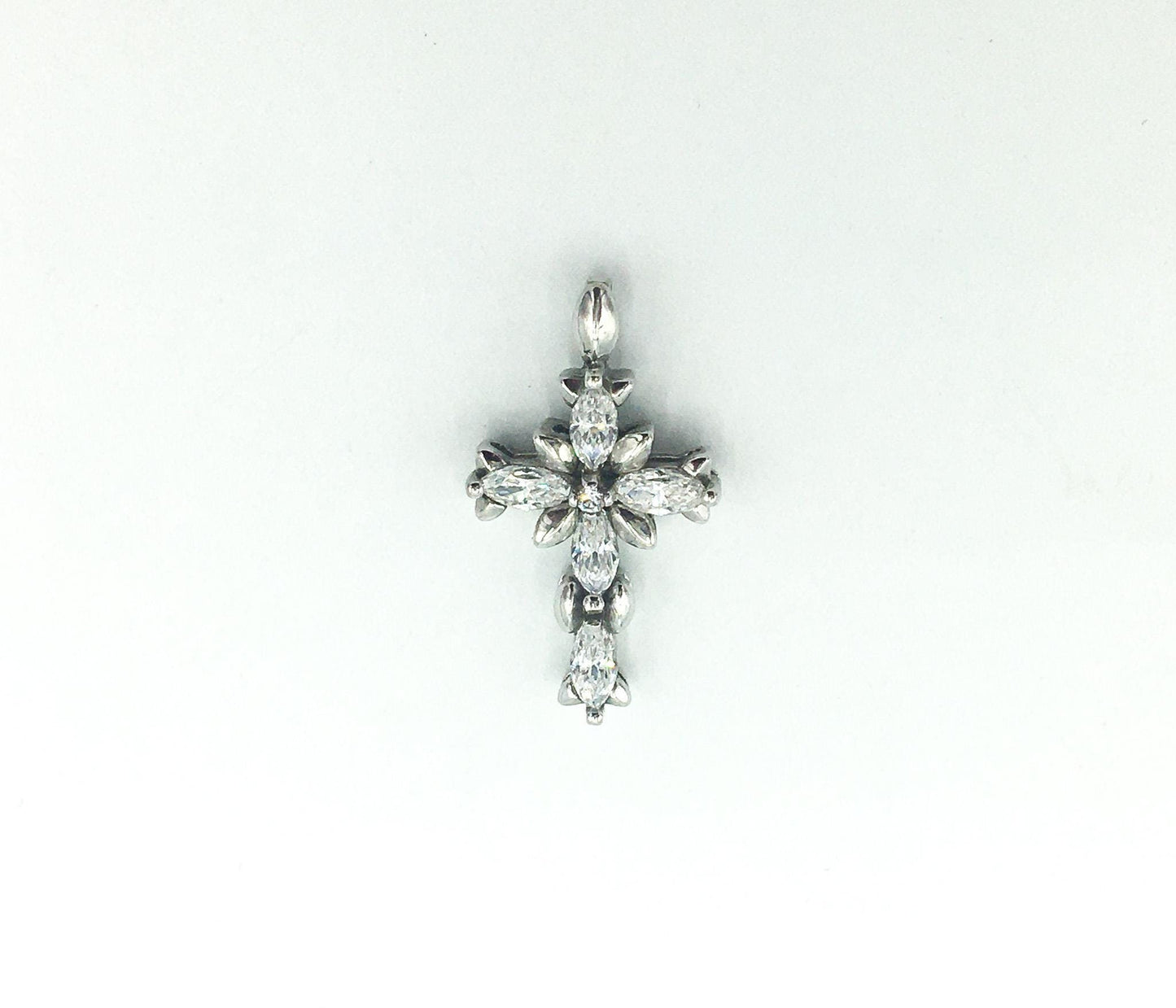 14K Plumb White Gold and Cubic Zirconia Cross Pendant, 1"