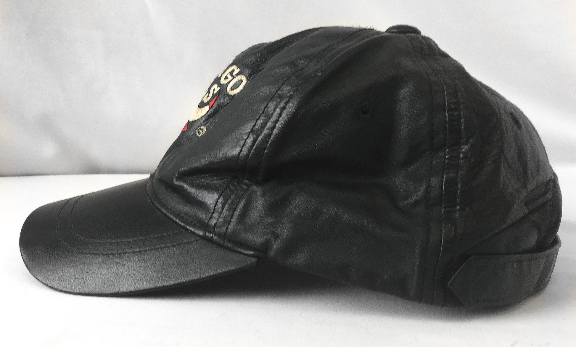 Vintage 90s Chicago Bulls Black Leather NBA Leathers Embroidered Logo Baseball Cap, Vintage Bulls NBA Streetwear Apparel